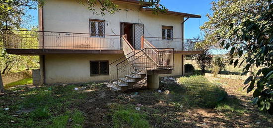 Villa in vendita in via Tre Torri s.n.c