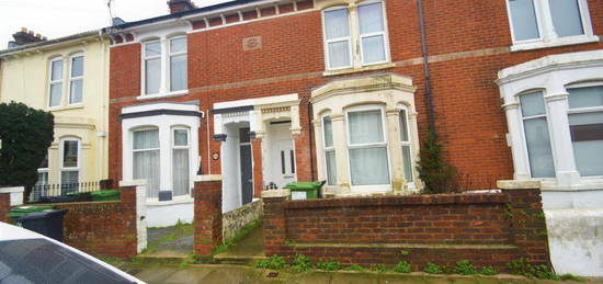 6 bedroom terraced house