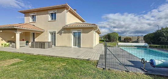 Maison  à vendre, 5 pièces, 4 chambres, 130 m²