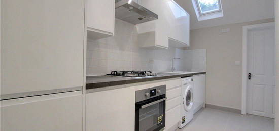 3 bed end terrace house to rent