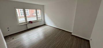 2 Zimmer Mietwohnung (Balkon + Garage) Innenstadt