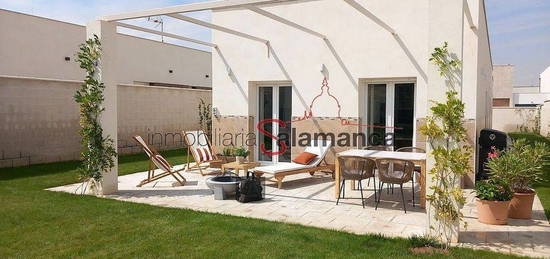 Chalet en Villamayor