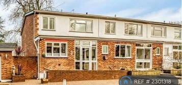 3 bedroom semi-detached house