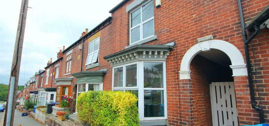 4 bedroom terraced house