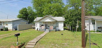 107 Quillen St, Whitesboro, TX 76273