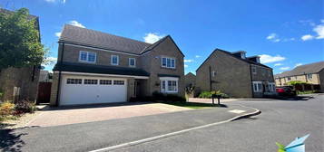 6 bedroom detached house for sale