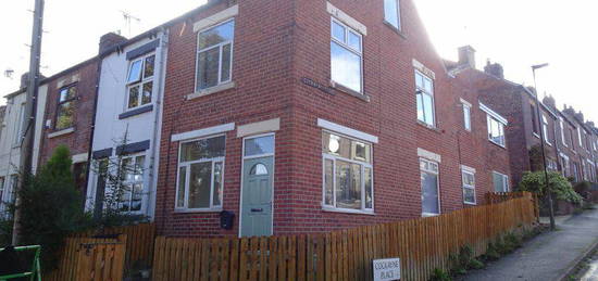 4 bedroom terraced house