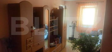 Apartament 3 camere,etaj 4, Siret