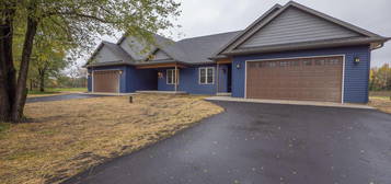 1050 E Taplin Dr, Wautoma, WI 54982