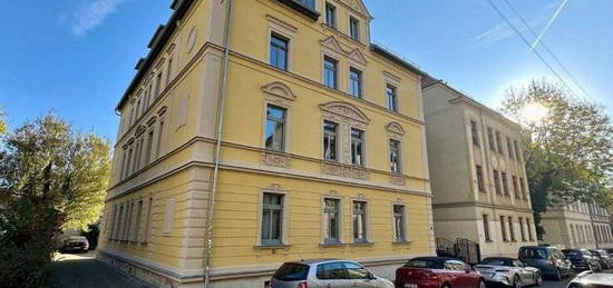 Stylische 4 Raum Wohnung mit großer Wohnküche in Zentrumsnähe im 2.OG mit Balkon