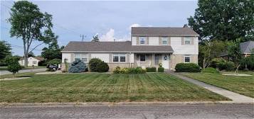 45 Edgewood Dr, Shelby, OH 44875