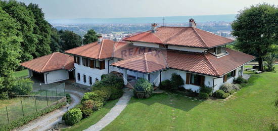 Villa in vendita in strada Monte Bo, 76