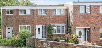 Terraced house to rent in Chaucer Close, Basingstoke RG24