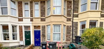 5 bedroom terraced house to rent