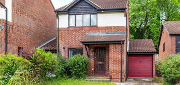 3 bedroom link detached house