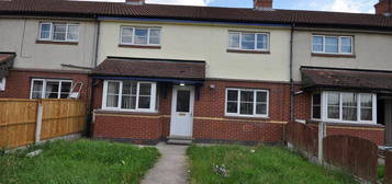 4 bedroom terraced house to rent