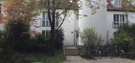 Stilvolle, geräumige und neuwertige 1-Zimmer-Wohnung, München