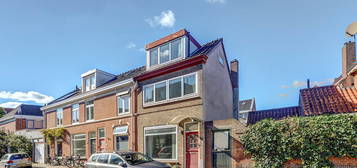 Harpstraat 38