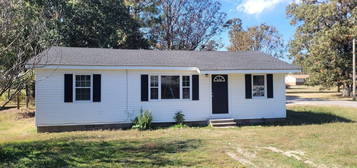 209 N  5th St, Marmaduke, AR 72443