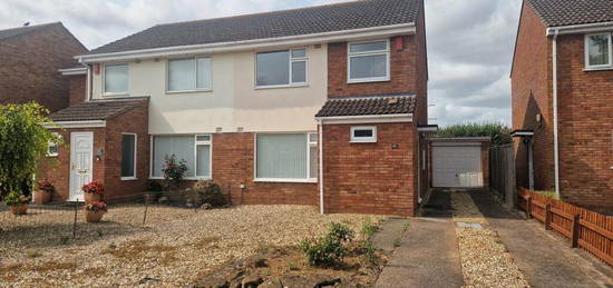 3 bedroom semi-detached house