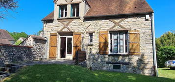 Maison 1 étage  à vendre, 7 pièces, 4 chambres, 141 m²