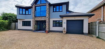 3 bed detached house for sale