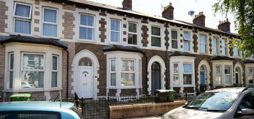 4 bedroom terraced house