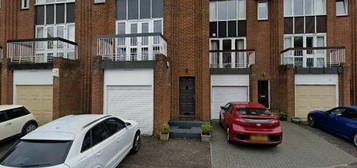 3 bed terraced house to rent