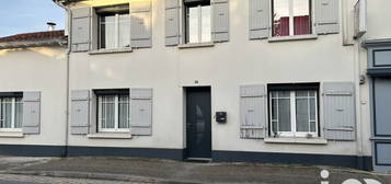 Maison 1 étage  à vendre, 6 pièces, 5 chambres, 142 m²