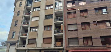 Piso en venta en Calle Don Víctor Quintanar, 6, La Ería