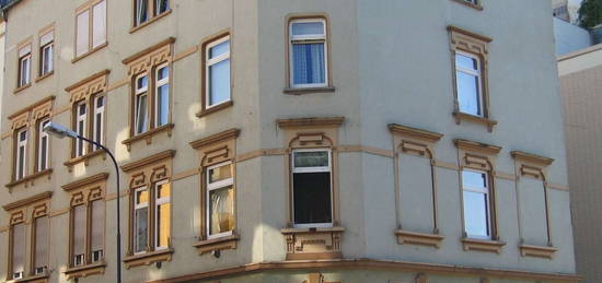 Helle 2-Zimmer-Maisonette-Dachgeschosswohnung mit Skylineblick