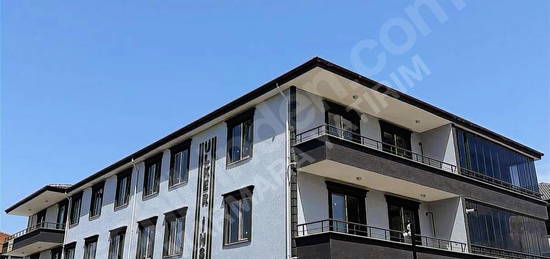 MARMARA YATIRIMDAN SATILIK HAVUZLU SİTEDE 3+1 SIFIR DAİRE