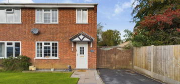 3 bed semi-detached house for sale