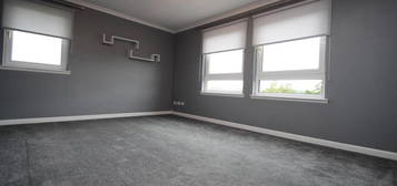 2 bedroom ground floor flat