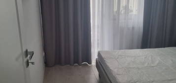 Inchiriez apartament 3 camere / micro 39