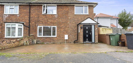 4 bed end terrace house for sale