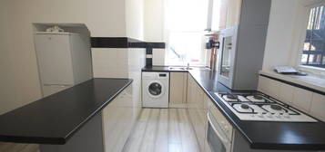 2 bed flat to rent