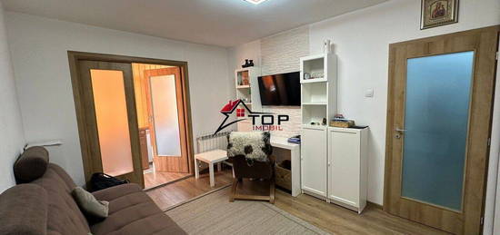 Apartament 2 camere decomandat, Podu Ros