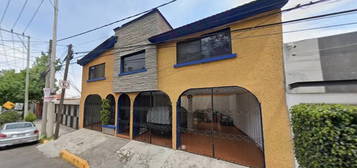 Cdrg2108/07 Tu Hogar Ideal A Preio Increible En Calz. De La Romeria 43 Colina Del Sur