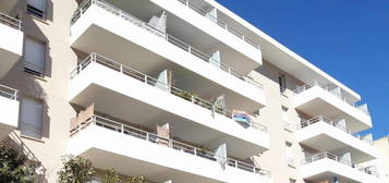 T3 avec balcon et parking à TOULON