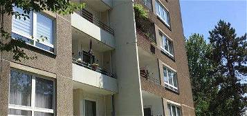 Putzige 2 Zimmer-Wohnung mit Balkon für Verliebte!