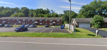 Oakwood Apartments, Allentown, PA 18104