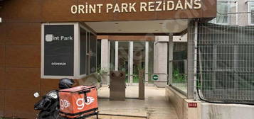 Ataşehir Orint Park Residence satılık boş 2+1