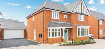 5 bed detached house to rent