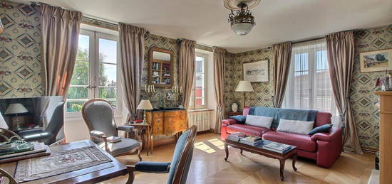 Grande Maison Bourgeoise Audincourt 320 m² - 449 000 Euros -