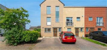 5 bed end terrace house for sale