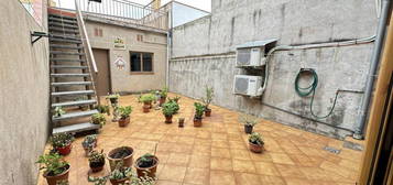 Piso en venta en Casc Antic