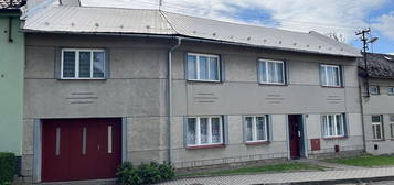 Prodej  rodinného domu 144 m², pozemek 1 879 m²