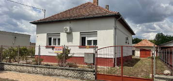 Kömpöc, Kiskunmajsai kistérség, ingatlan, eladó, ház, 125 m2