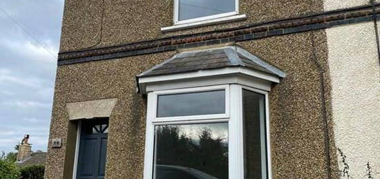 2 bedroom semi-detached house